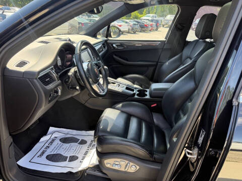 2015 Porsche Macan S