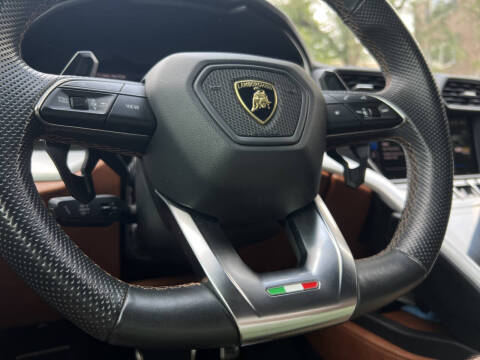 2019 Lamborghini Urus