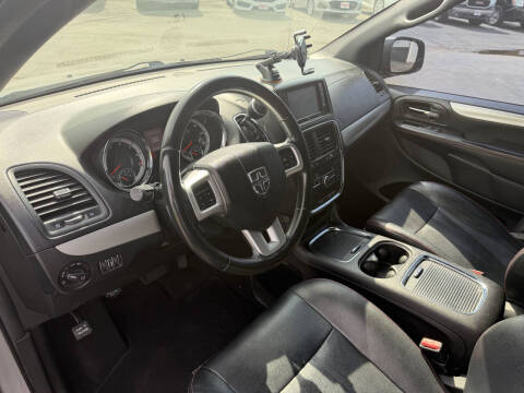 2016 Dodge Grand Caravan R/T