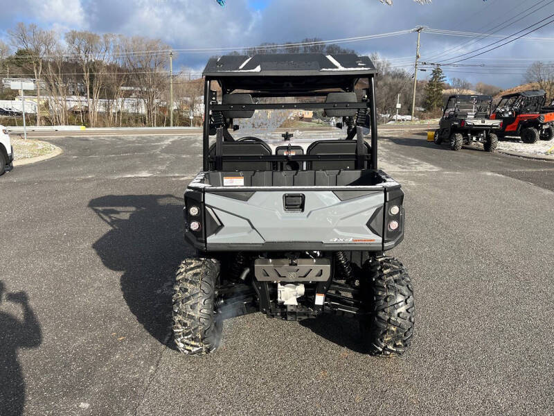 2025 Massimo T-BOSS 560