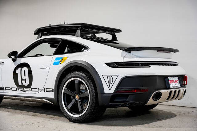 2024 Porsche 911 Dakar