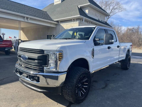 2018 Ford F-250 Super Duty for sale at INSTANT AUTO SALES in Lancaster OH