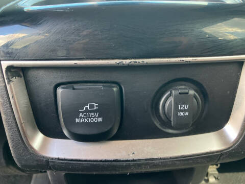 2023 Kia Carnival SX