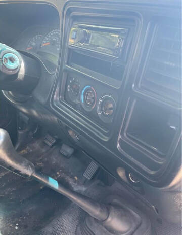 2004 Chevrolet Silverado 1500 Classic