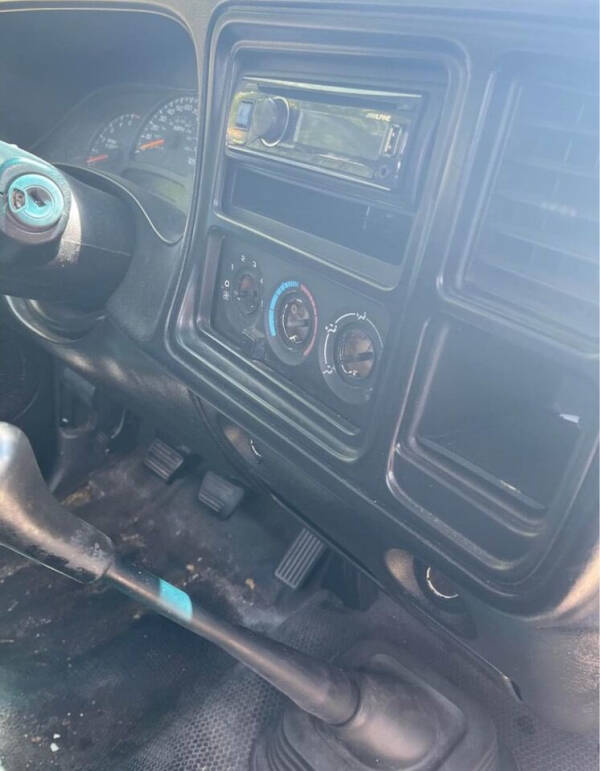 2004 Chevrolet Silverado 1500 Classic