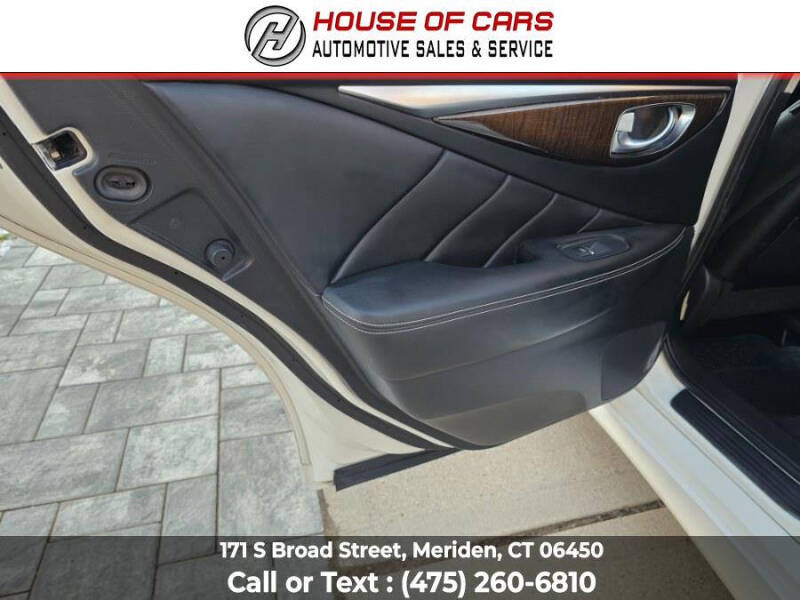 2015 Infiniti Q50 Premium