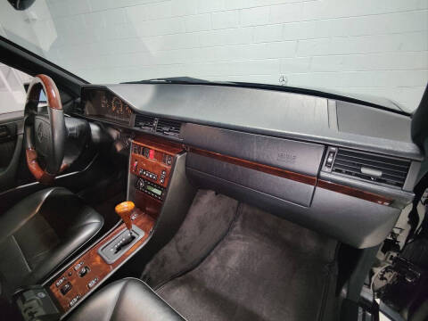 1995 Mercedes-Benz E-Class E 320