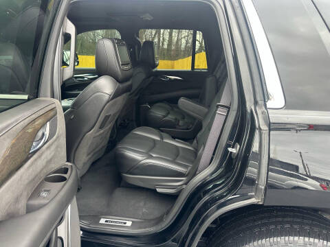 2016 Cadillac Escalade Platinum