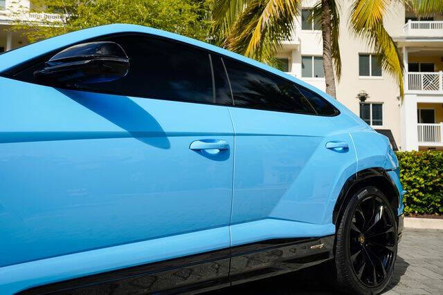 2024 Lamborghini Urus S