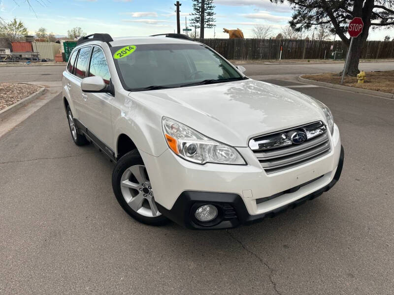 Image 2 of 2014 Subaru Outback 2.5i Premium