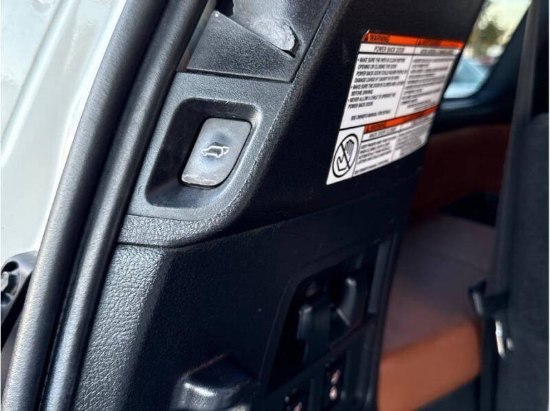 2016 Toyota Sequoia Platinum