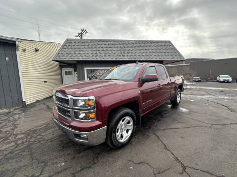2015 Chevrolet Silverado 1500 for sale at Trackside Auto Sales LLC in Loves Park IL