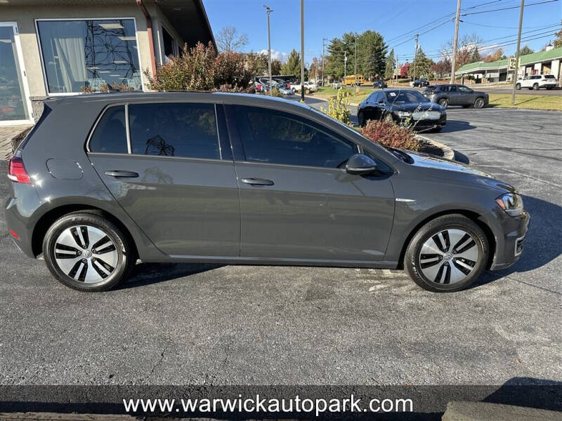 2019 Volkswagen e-Golf SE