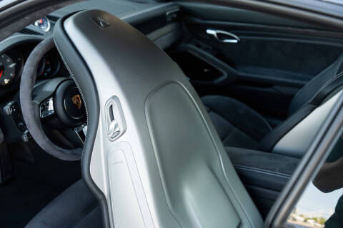 2017 Porsche 911 Carrera GTS