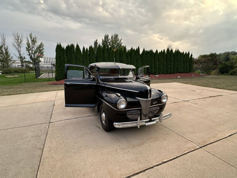 1941 Ford Deluxe