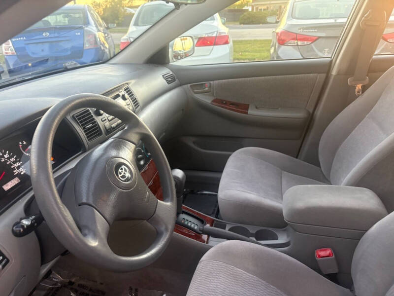 2005 Toyota Corolla LE