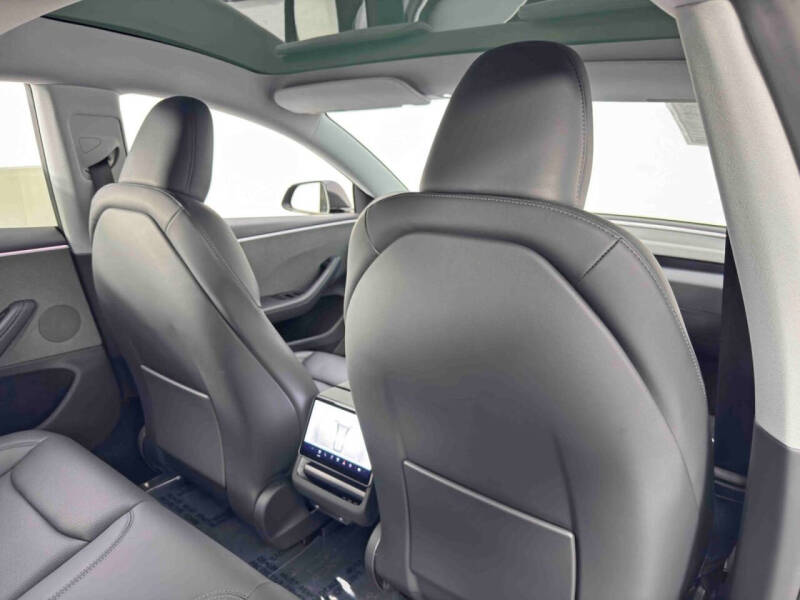 2025 Tesla Model 3 Long Range