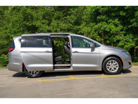 2020 Chrysler Pacifica Touring L