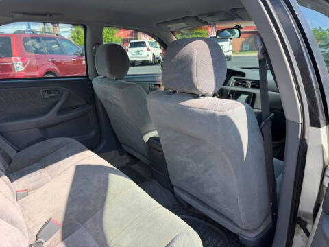 2001 Toyota Camry