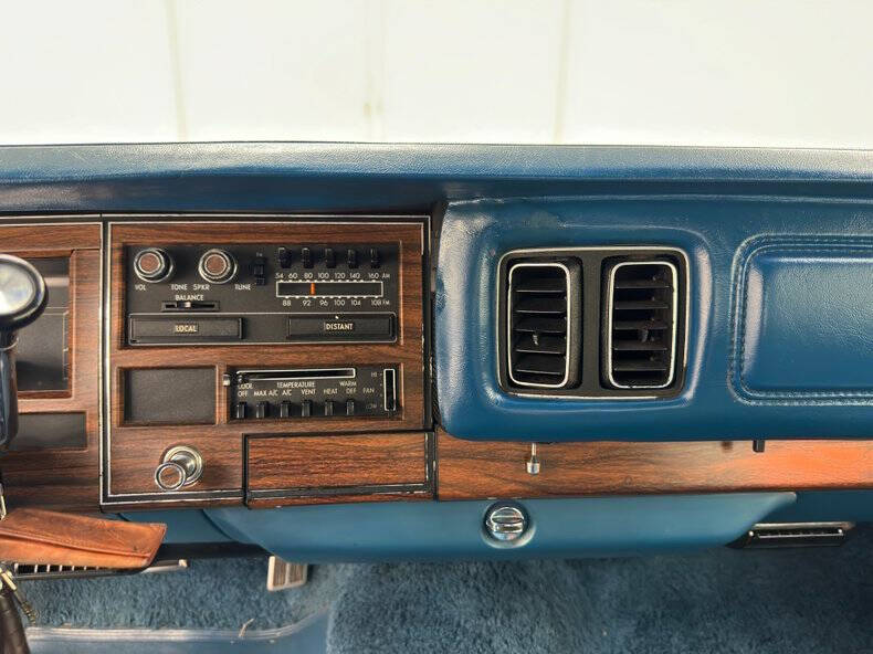 1976 Chrysler New Yorker