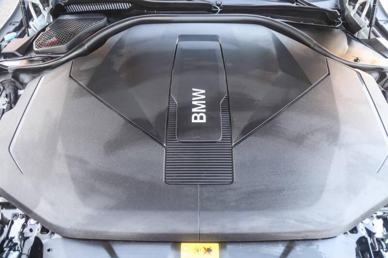 2025 BMW i5 eDrive40