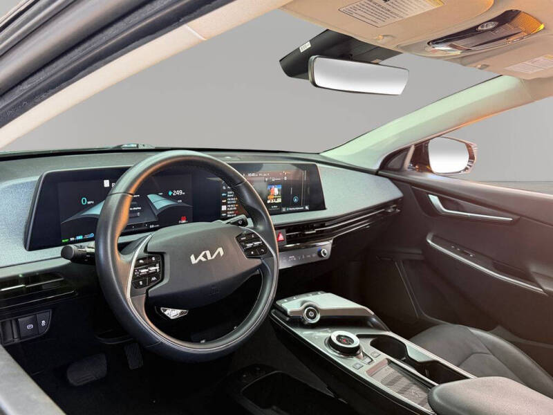2024 Kia EV6 Wind