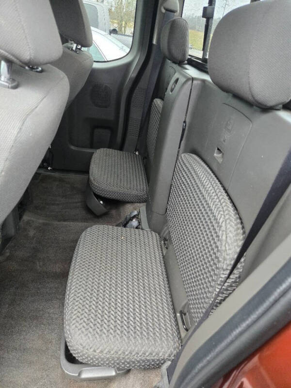 2017 Nissan Frontier SV