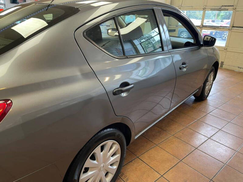 2016 Nissan Versa 1.6 S Plus