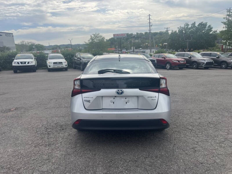 2021 Toyota Prius XLE