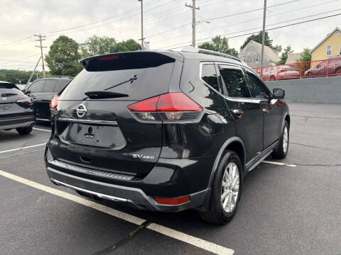 2018 Nissan Rogue SV
