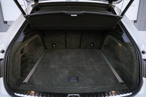 2019 Bentley Bentayga V8