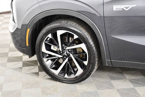 2025 Mitsubishi Outlander PHEV SE