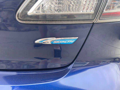 2012 Mazda MAZDA3 i Touring