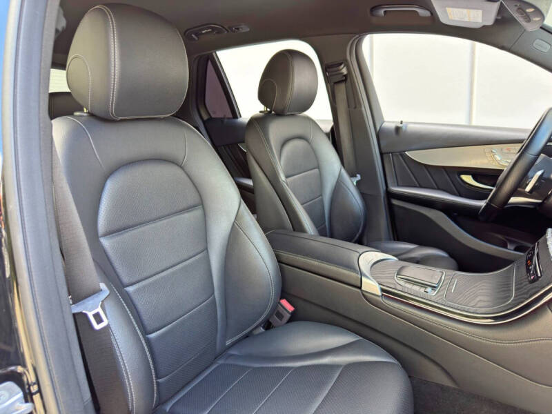 2020 Mercedes-Benz GLC GLC 300