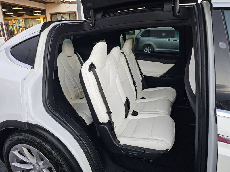 2018 Tesla Model X 75D