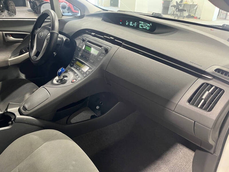 2011 Toyota Prius Two