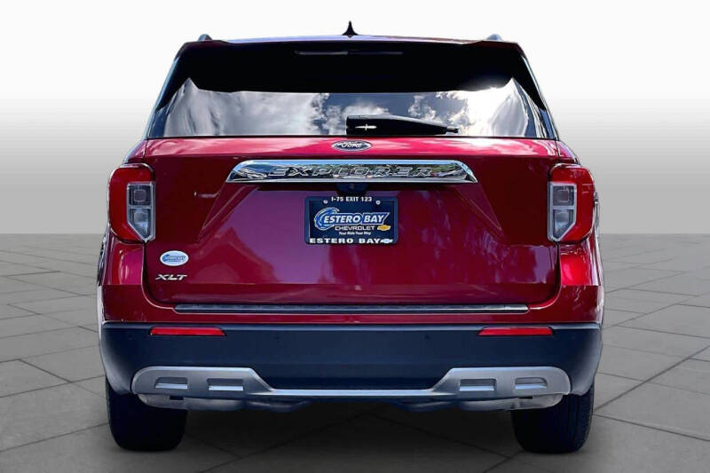 2023 Ford Explorer XLT