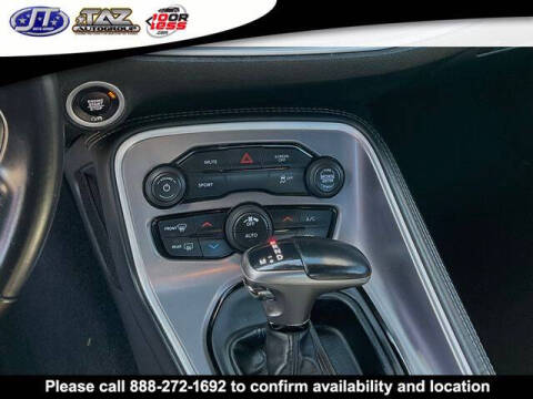 2022 Dodge Challenger SXT