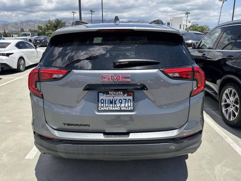 2021 GMC Terrain SLE