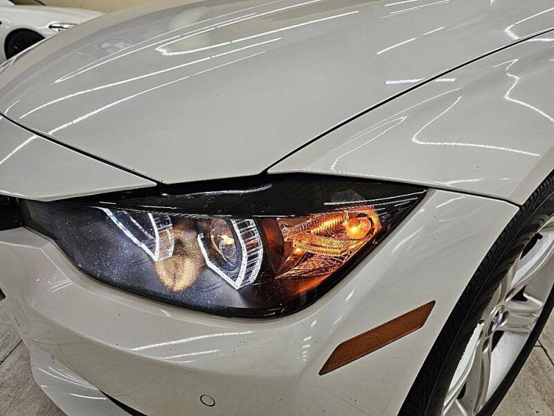 2015 BMW 3 Series 328i