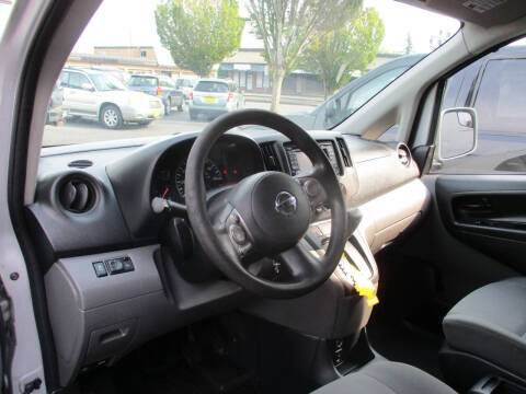 2015 Nissan NV200 SV