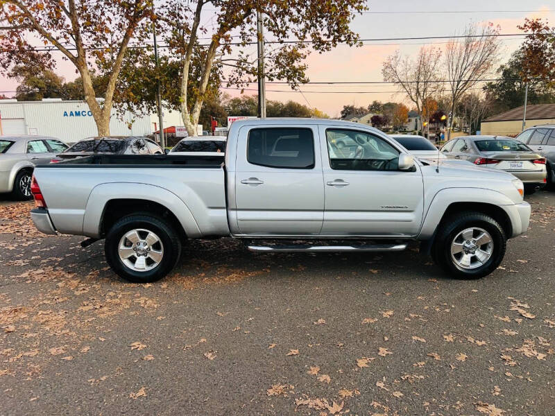 2006 Toyota Tacoma Base photo 5