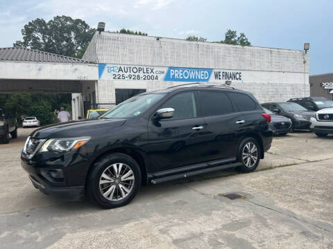 2017 Nissan Pathfinder SL