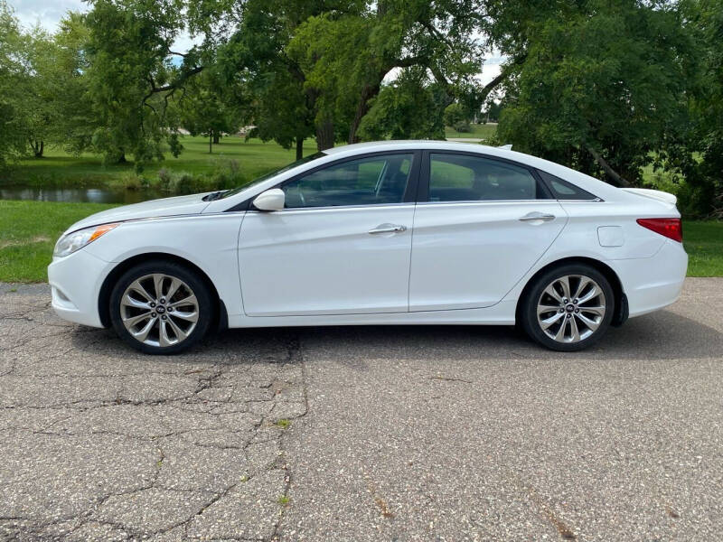 2013 Hyundai Sonata for sale at Family Auto Sales llc in Fenton MI