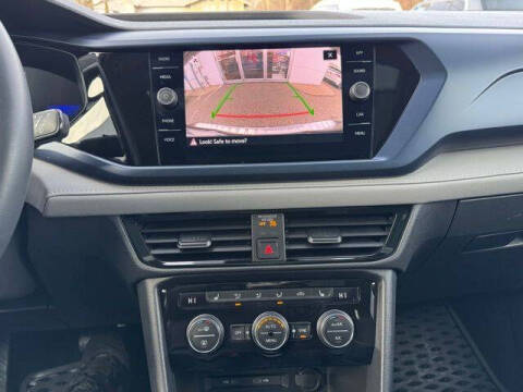 2024 Volkswagen Taos SE 4Motion