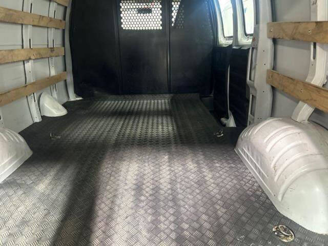 2024 GMC Savana 2500