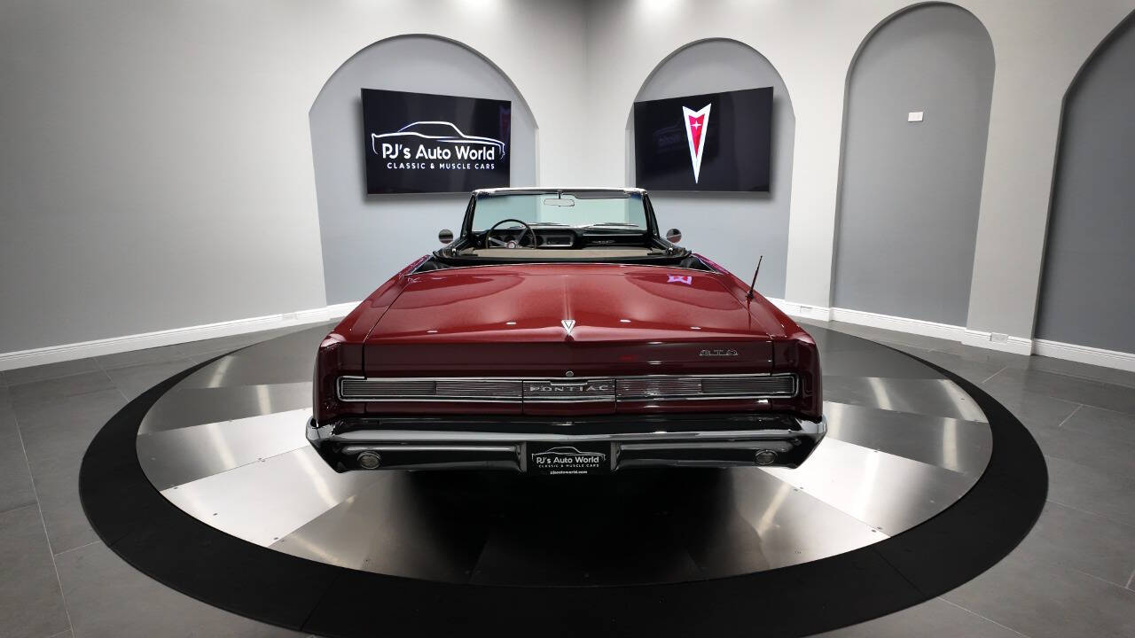 1964 Pontiac GTO 19