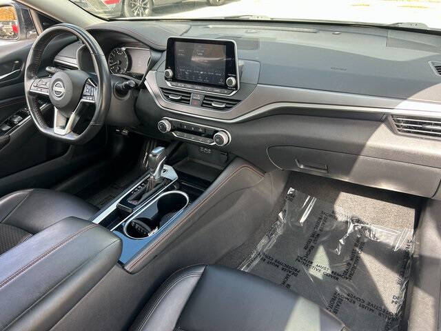 2023 Nissan Altima 2.5 SR