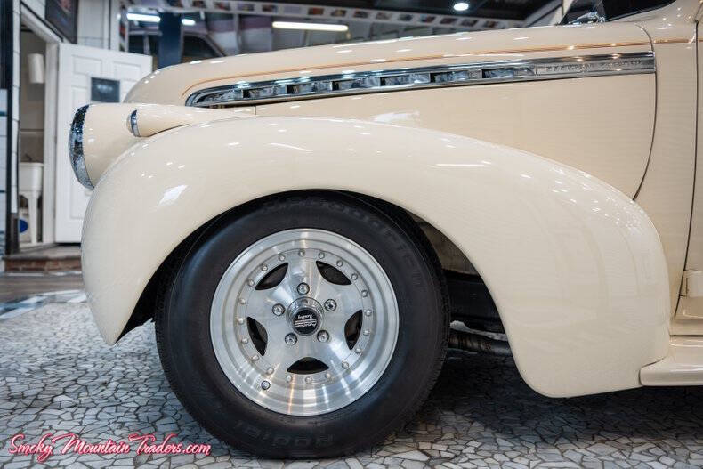 1940 Chevrolet Deluxe