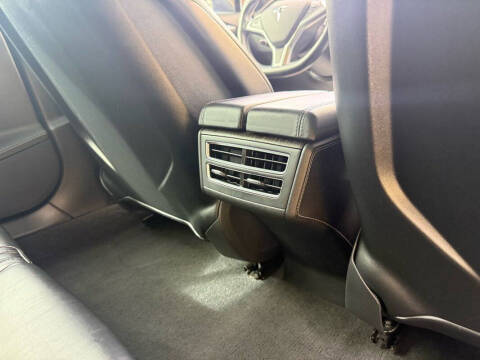 2015 Tesla Model S P85D